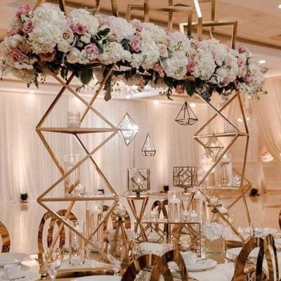 ZT-535 Saixin triangle gold metal flower stand for wedding table centerpieces