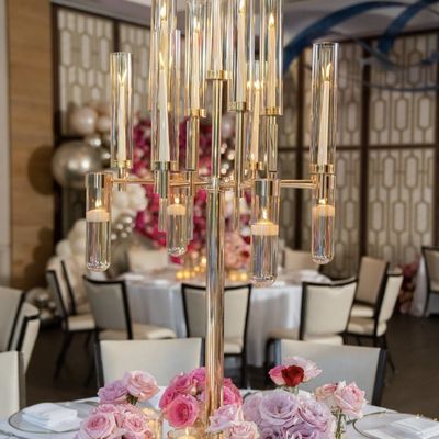 ZT-530  luxury metal gold candelabras with floating candle holders glass chimney for wedding table decoration