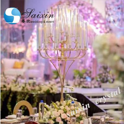 New wedding decoration tall gold metal candelabra with glass chimney