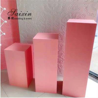 Antique Decoration Backdrop With Artificial Flowers Square Mirrored Pedestal Stand  120cm