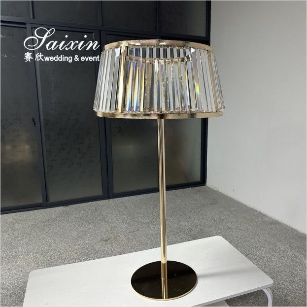 Gold Stand Crystal Shade Centerpieces For Wedding Centerpieces